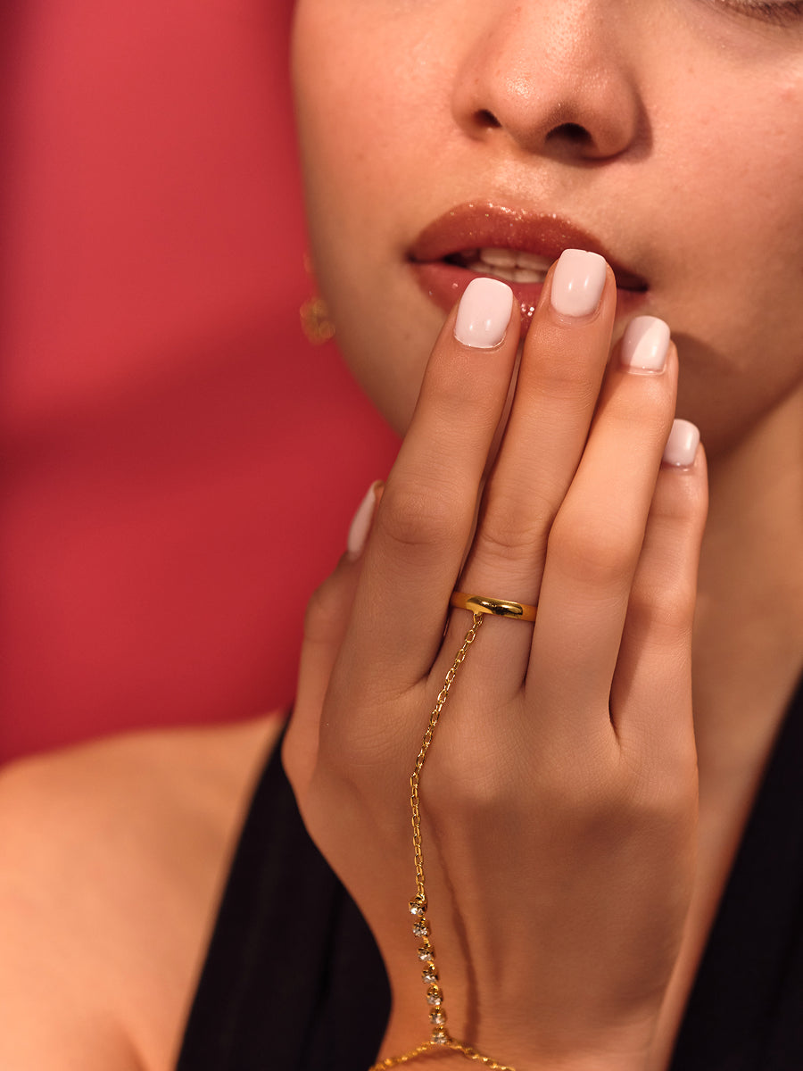 Golden Chain Hand Harness