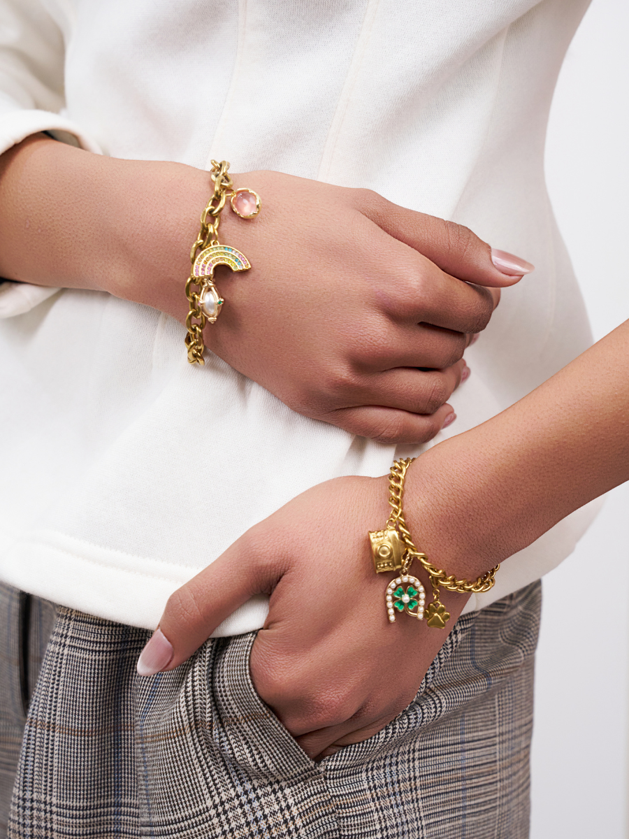 Luna Pearl Oval Charm