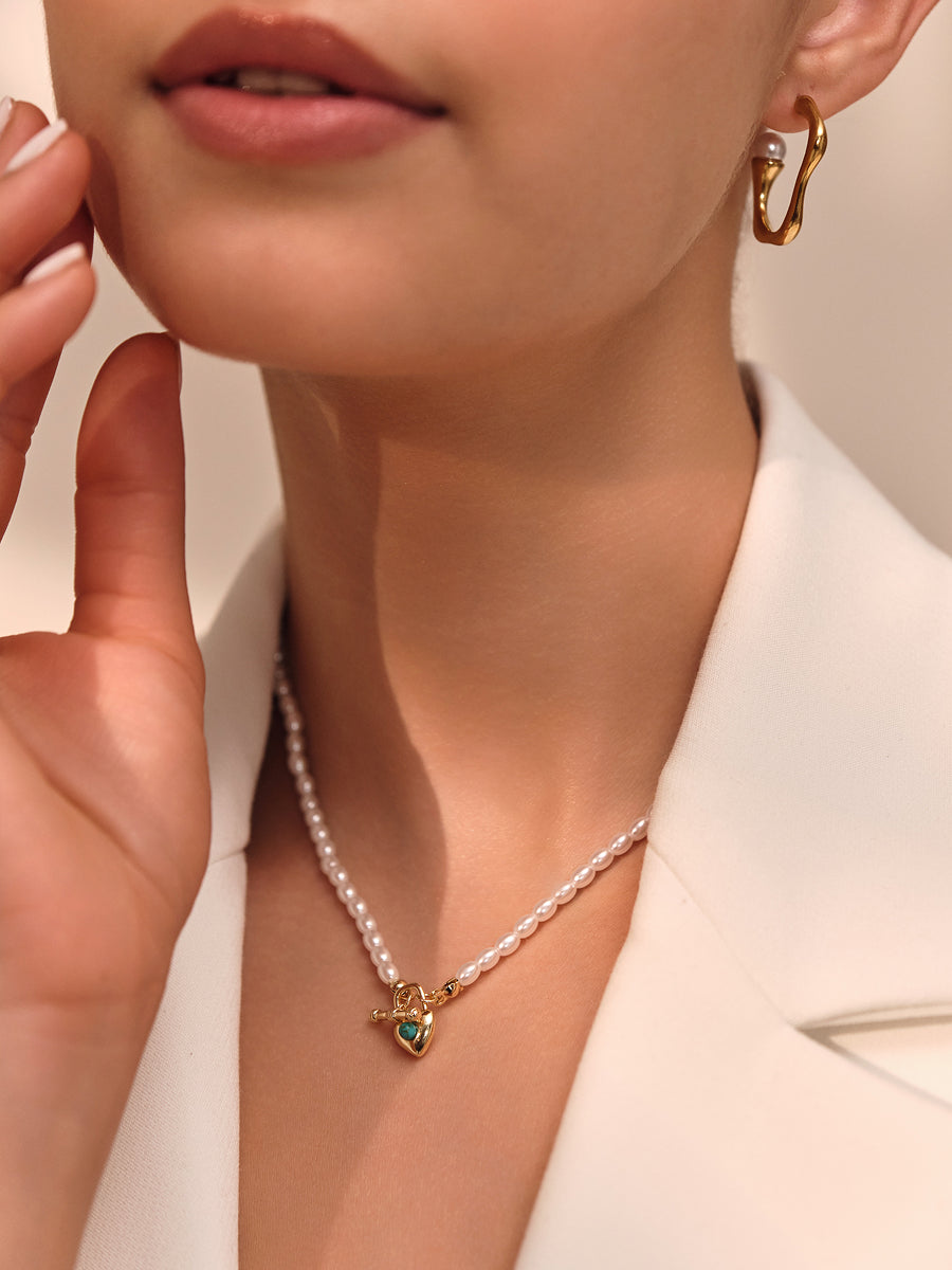 Emerald Heart Pearl Necklace