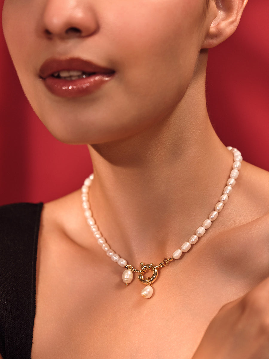 Pearl Grace Necklace